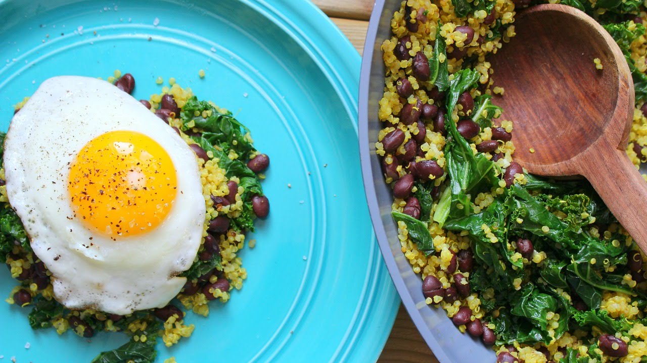 Kale & Quinoa Stir-fry | Healthy Lunch Ideas